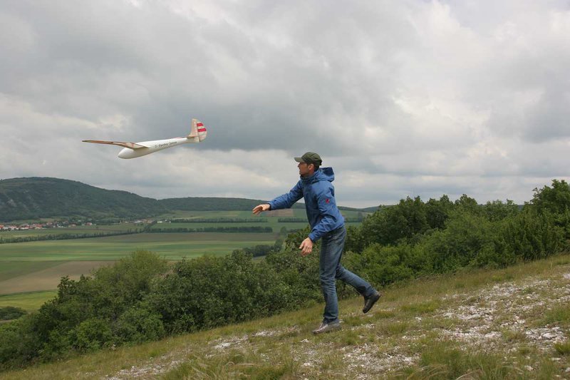 comp_Sperber Start 2.jpg