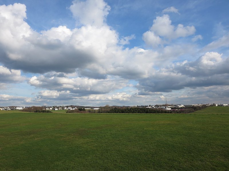 Unter jeder Wolke war steigen.