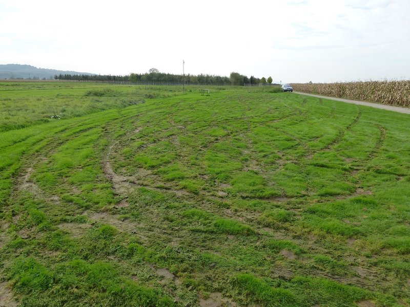 Flugpl.Flurschaden 003.JPG