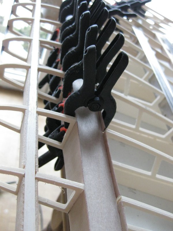 Holmwannen aus der Verkastung und einem dünnen Holzboden