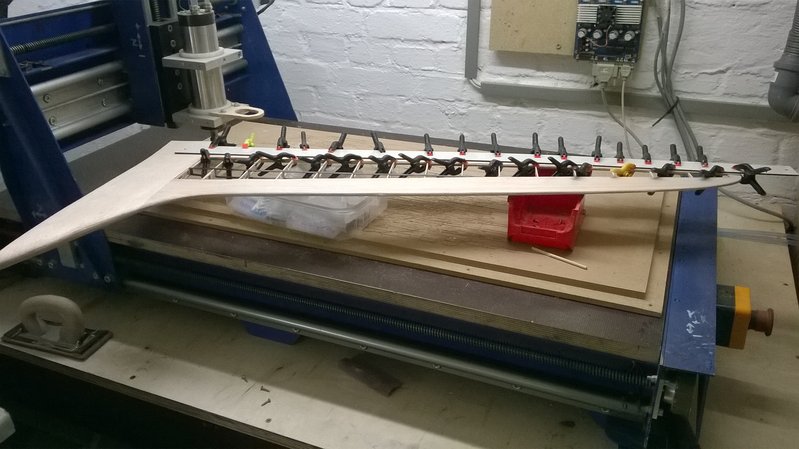 47 Zweiter Flügel Unterseite Beplankt.jpg