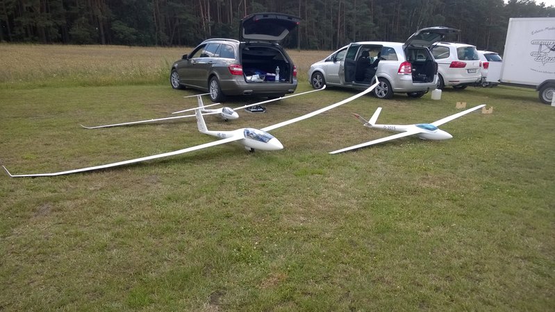 Die haben ne Schleppkupplung. Früher fand ich den Salto mal groß ....