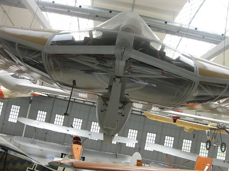 Klein110430 Flugwerft 394.jpg