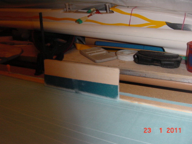 Nut schleifen mit spezial werkzeug