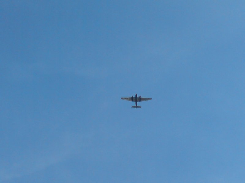 die gute alte Tante JU52 überflug am Platz MFC  Kirchberg (1:1)