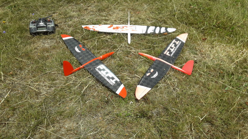 Der weiße ist der prototyp von 2018, die beiden anderen die aktuellen aus 2019