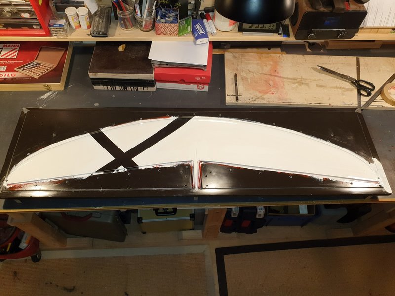 Oberschale bekommt IMC Lackierung (das erste Mal, bin gespannt ob's klappt...)