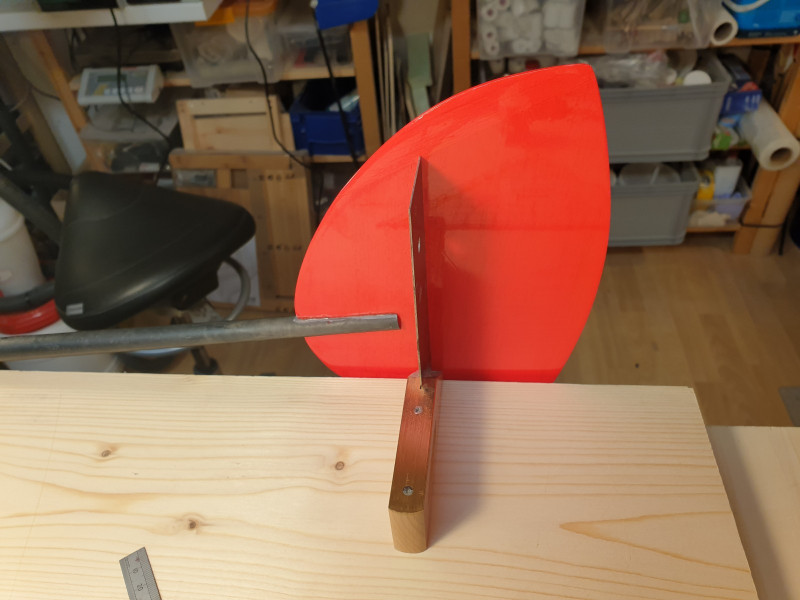 20210606_182351_copy_1600x1200.jpg (214.04 KiB) 5840 mal betrachtet Seitenruder verkleben