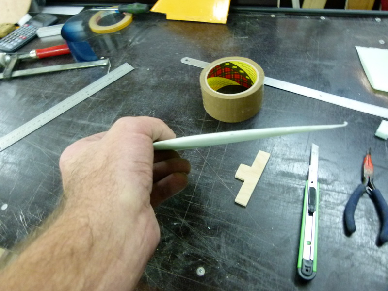 Alles schon schön verrundet!<br />Nein so kelin ist die flosse gar nicht T oben 90<br />T unten 120 und 200 hoch<br />Ich hab so große Bratzen.