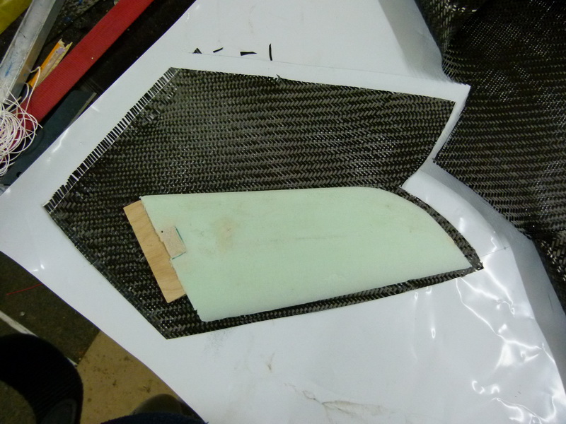 Passender cfk Zuschnitt für das leitwerk