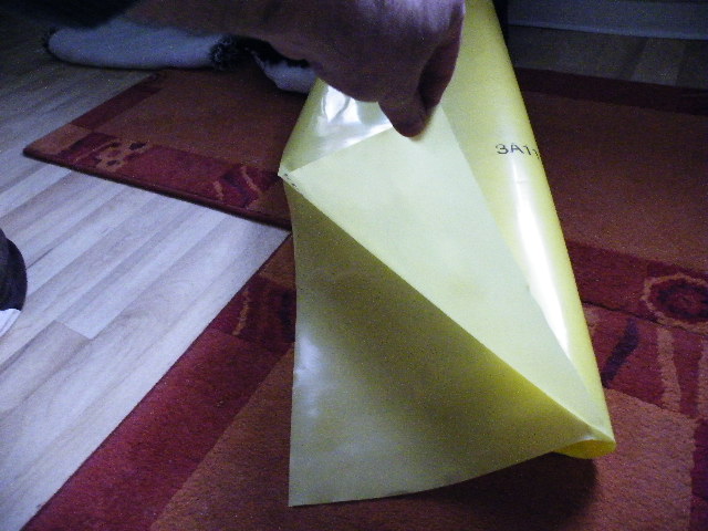 Folie mal ein Stck auseinandergezogen