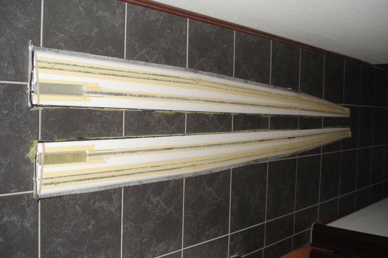 DSC05562.JPG (323.18 KiB) 10379 mal betrachtet Holm und Klappenstege ausgeschnitten