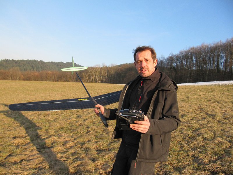 Das Ding fliegt! ;-)