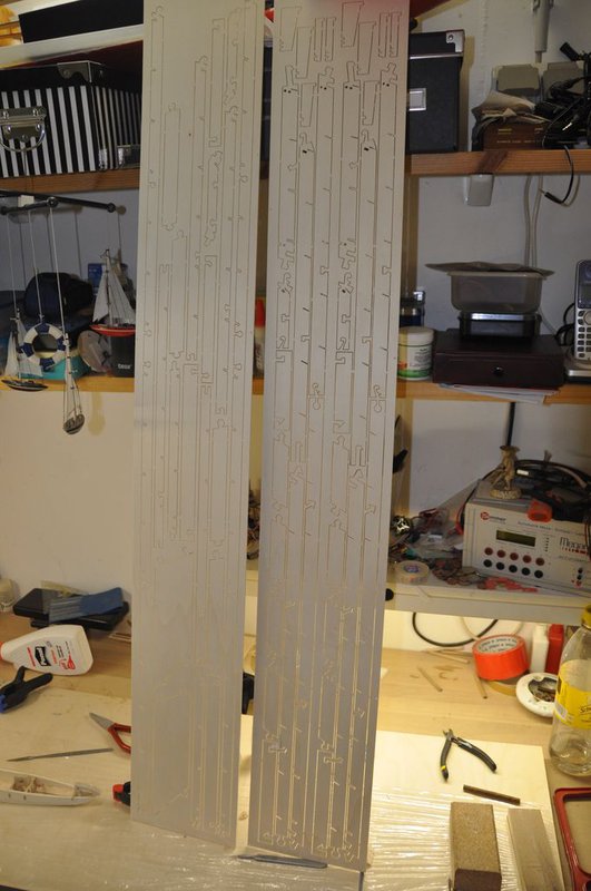 Ares6.jpg (137.23 KiB) 3400 mal betrachtet Die vielen Teile verwirren mich ja total....