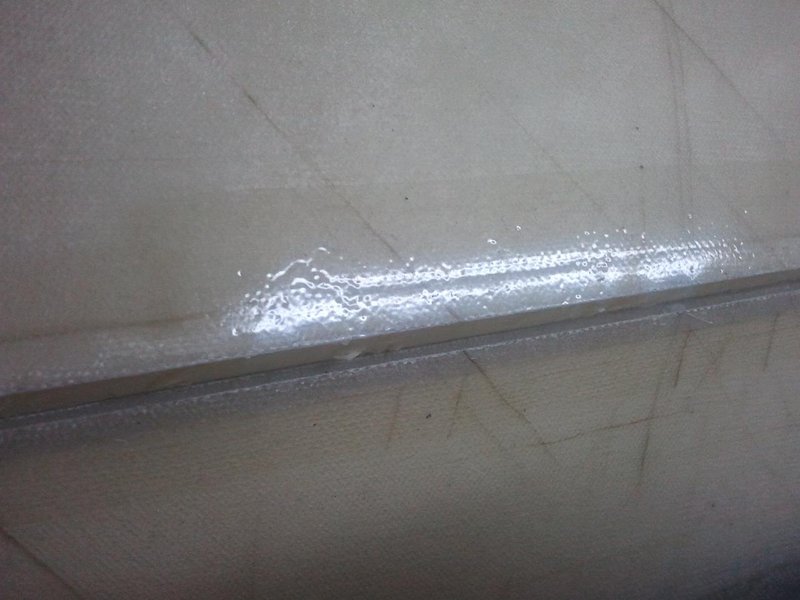 unten Material schon entnommen, oben ist es noch unter dem Glas zu sehen.